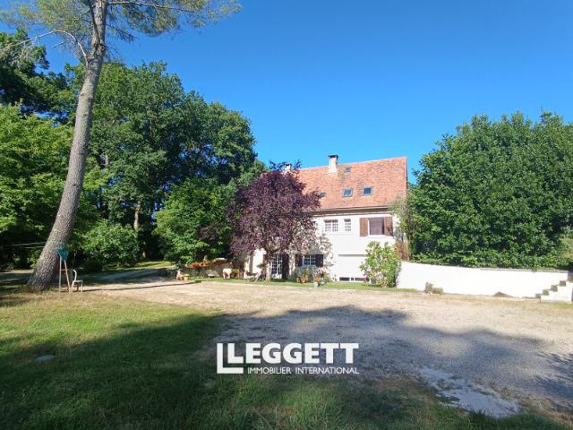 Maison 13 pièces 195 m²