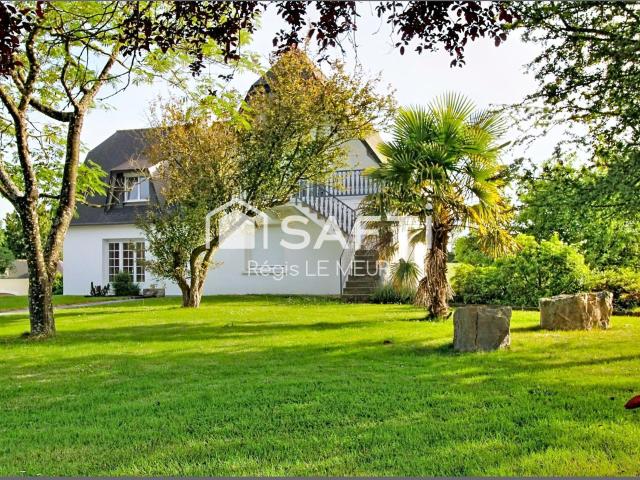Maison 13 pièces 253 m²