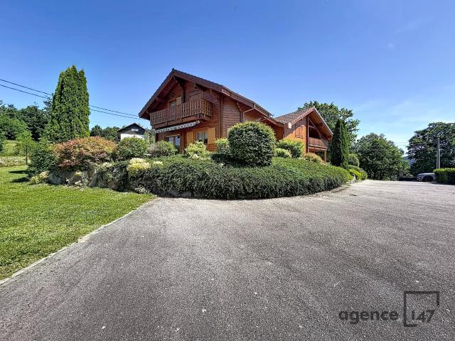 Maison 13 pièces 250 m²