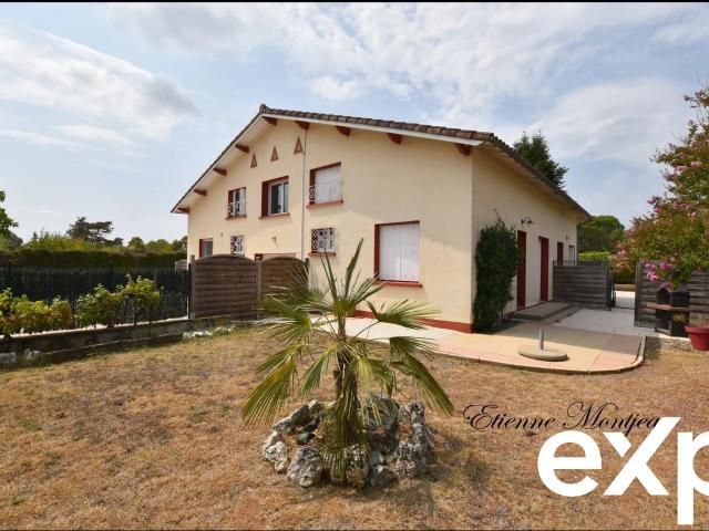 Maison 13 pièces 257 m²