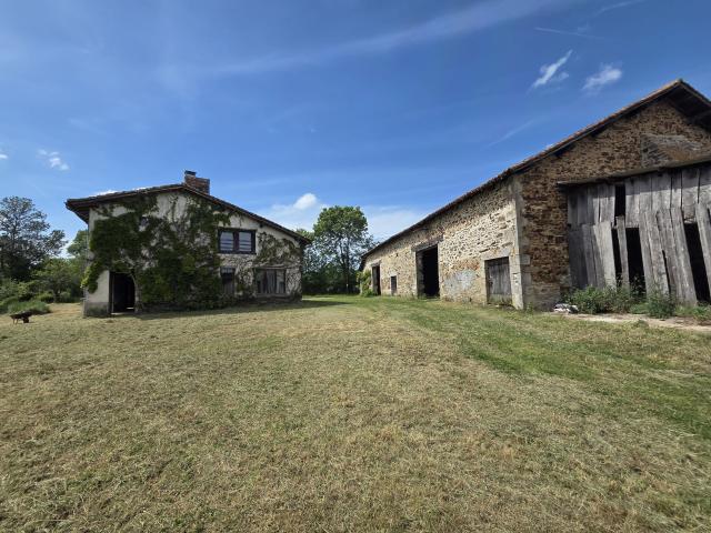 Maison 13 pièces 260 m²