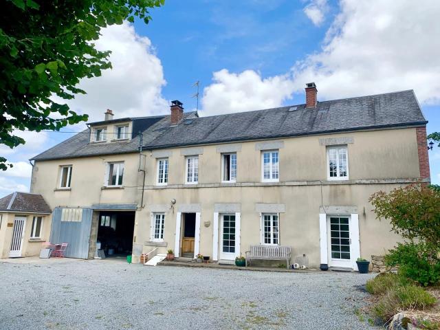 Maison 13 pièces 260 m²