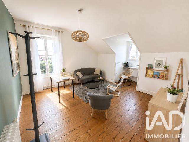 Maison 13 pièces 266 m²