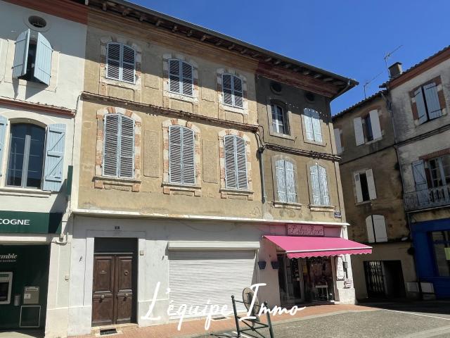 Maison 13 pièces 270 m²