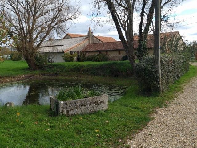 Maison 13 pièces 274 m²