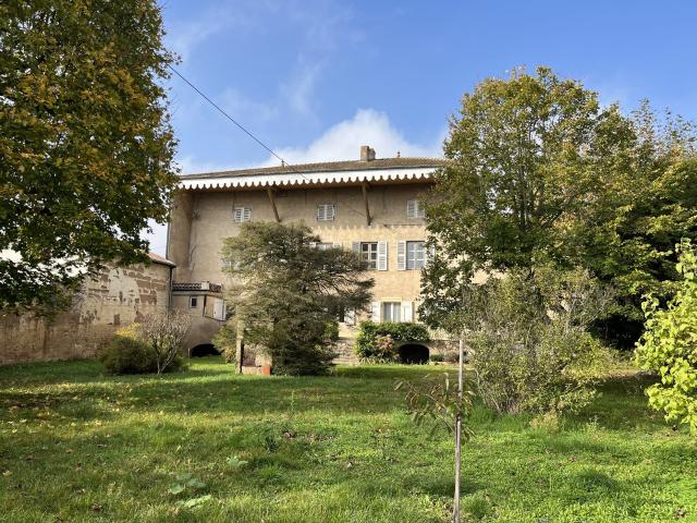 Maison 13 pièces 280 m²