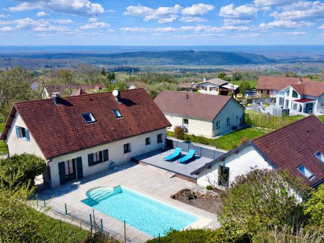 Maison 13 pièces 285 m²