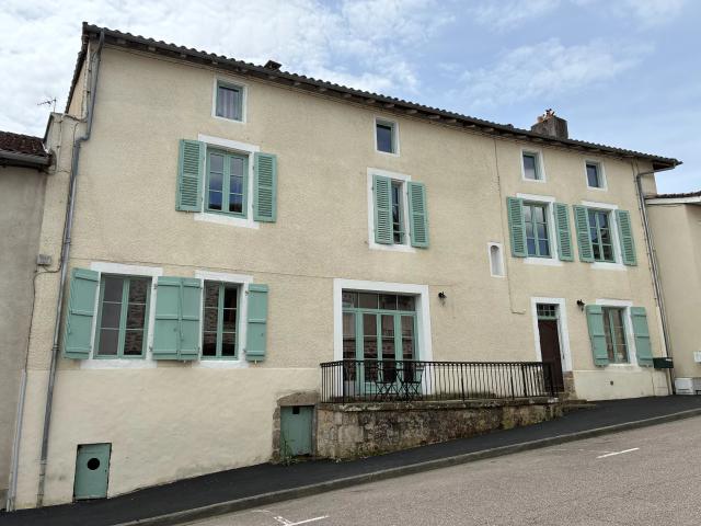 Maison 13 pièces 286 m²
