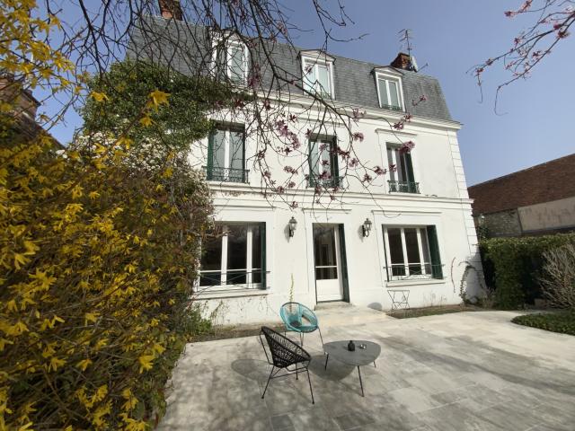 Maison 13 pièces 289 m²