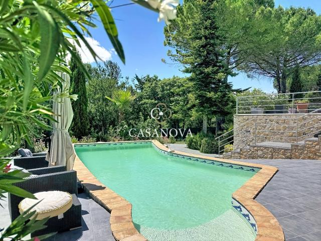 Maison 13 pièces 290 m²