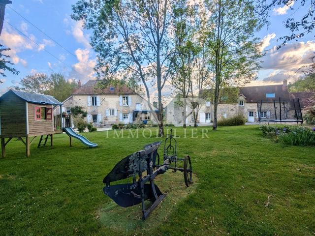 Maison 13 pièces 290 m²
