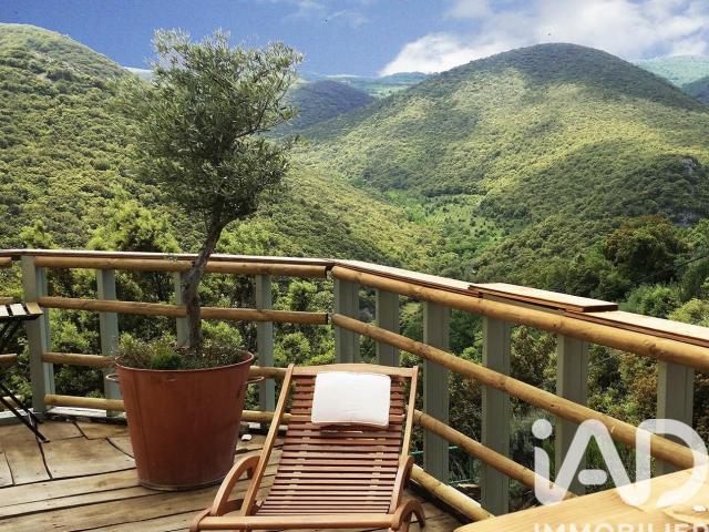 Maison 13 pièces 290 m²
