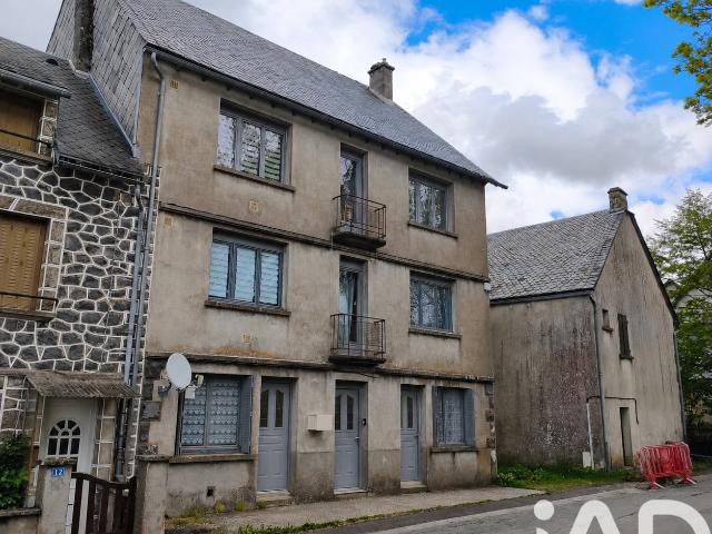 Maison 13 pièces 207 m²