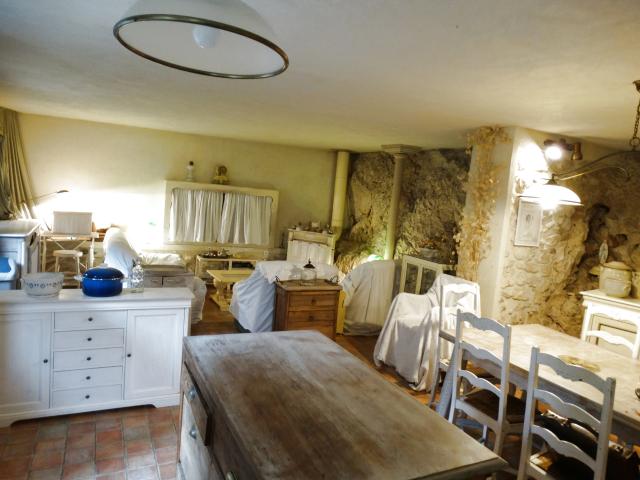 Maison 13 pièces 230 m²