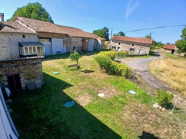 Maison 13 pièces 343 m²