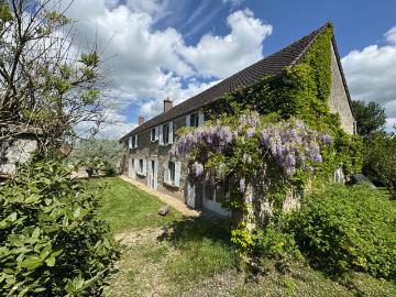 Maison 13 pièces 350 m²