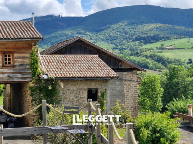 Maison 13 pièces 350 m²