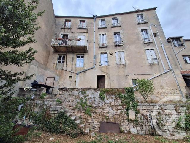 Maison 13 pièces 351 m²