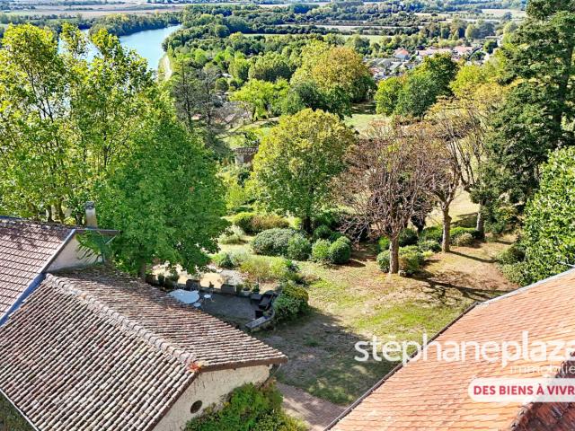 Maison 13 pièces 362 m²