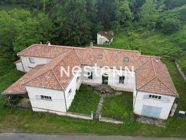 Maison 13 pièces 380 m²