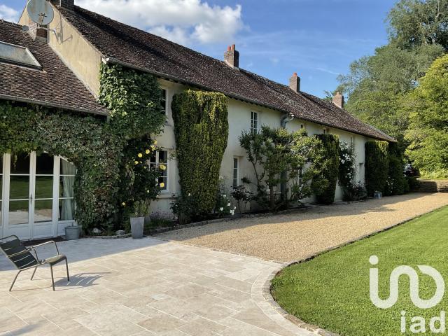 Maison 13 pièces 387 m²