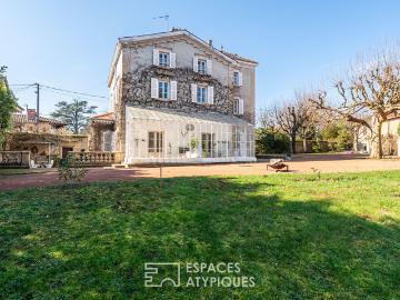 Maison 13 pièces 385 m²