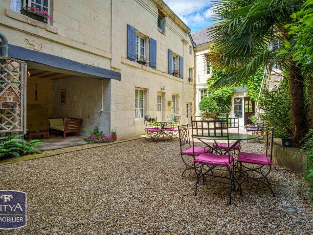 Maison 13 pièces 390 m²