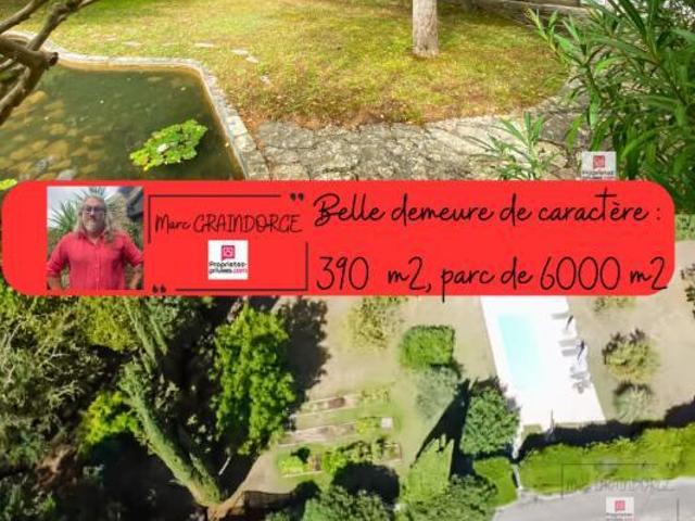Maison 13 pièces 390 m²