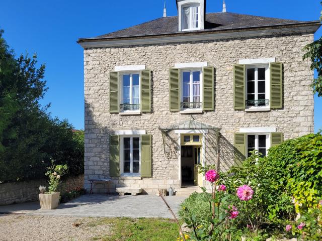 Maison 13 pièces 397 m²