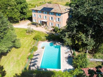 Maison 13 pièces 300 m²