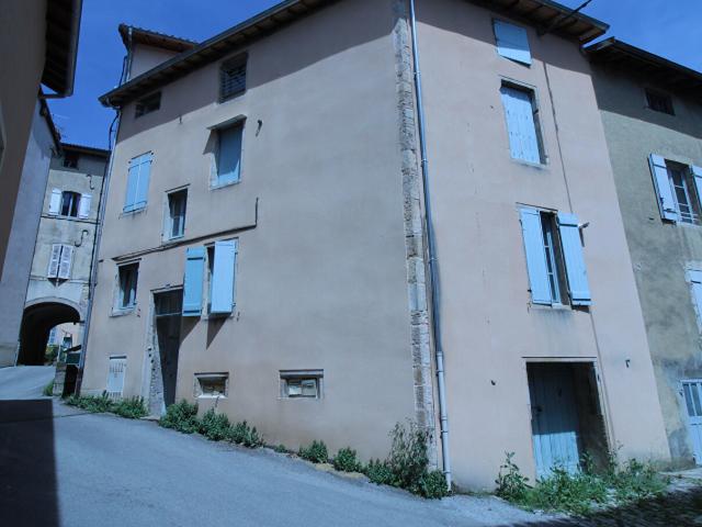 Maison 13 pièces 226 m²