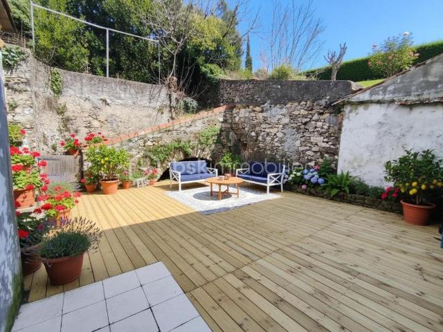 Maison 13 pièces 300 m²