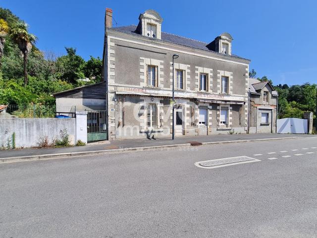 Maison 13 pièces 307 m²