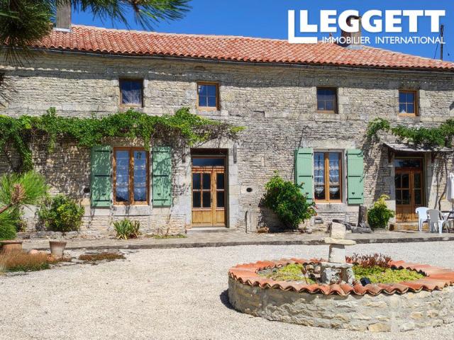 Maison 13 pièces 312 m²