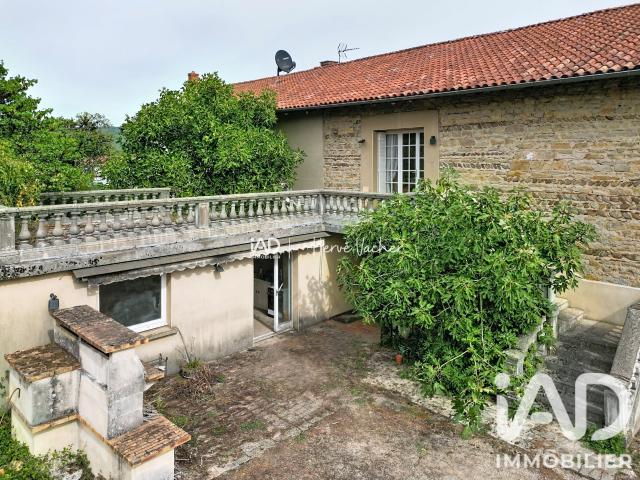 Maison 13 pièces 320 m²