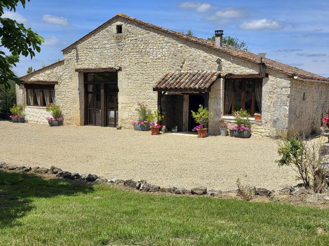Maison 13 pièces 321 m²