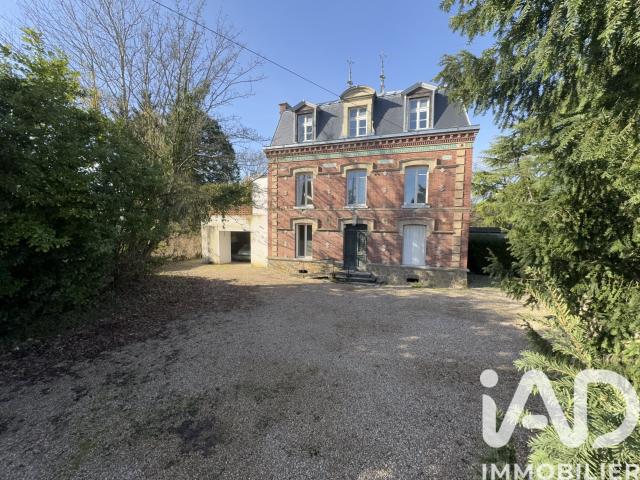 Maison 13 pièces 328 m²