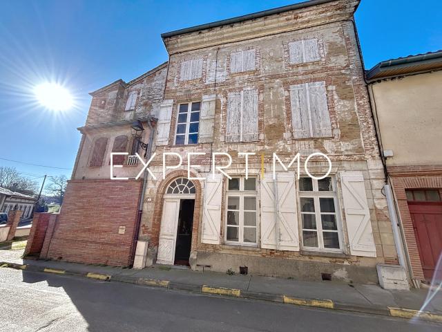 Maison 13 pièces 330 m²
