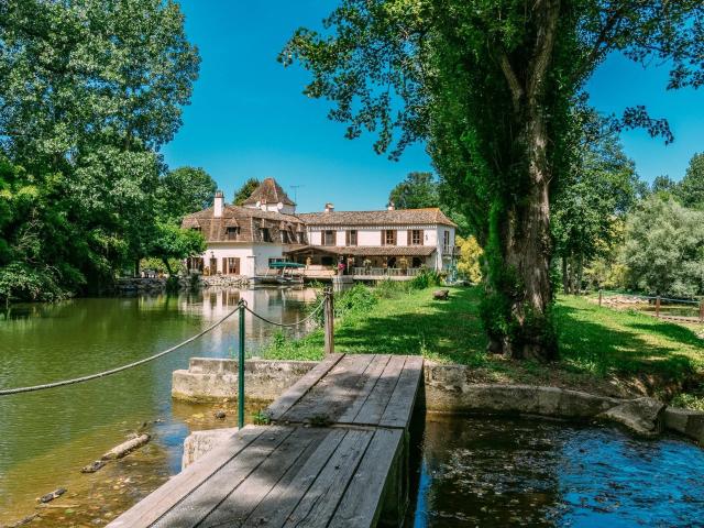 Maison 13 pièces 453 m²