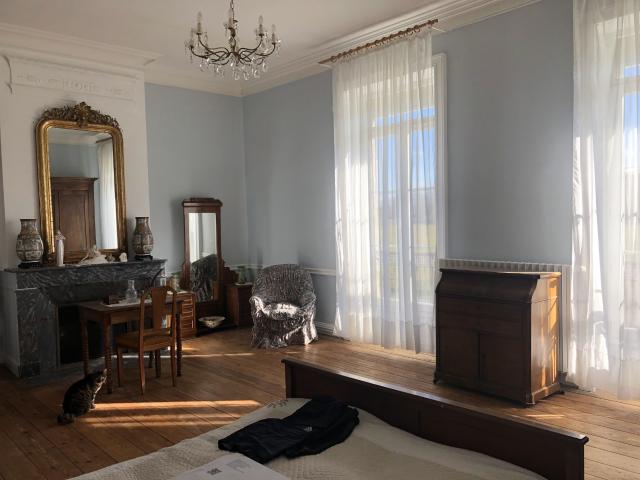 Maison 13 pièces 453 m²
