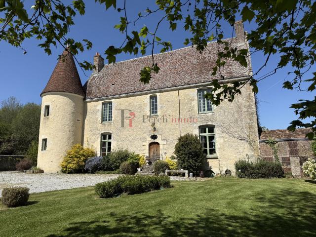 Maison 13 pièces 465 m²