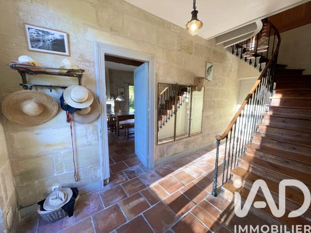 Maison 13 pièces 471 m²