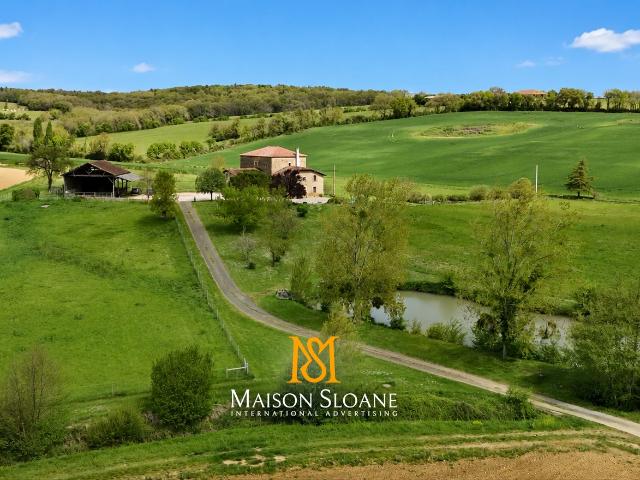 Maison 13 pièces 480 m²