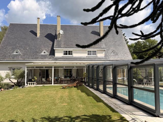 Maison 13 pièces 492 m²