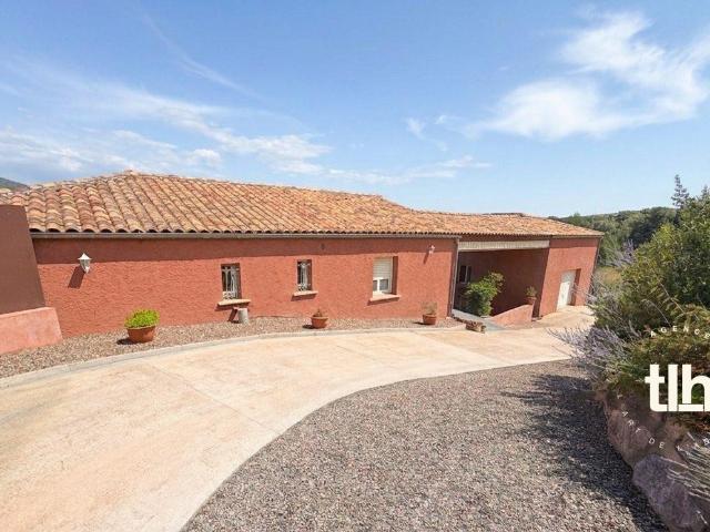 Maison 13 pièces 400 m²