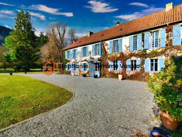 Maison 13 pièces 407 m²