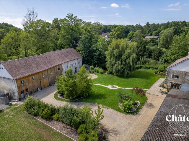 Maison 13 pièces 405 m²