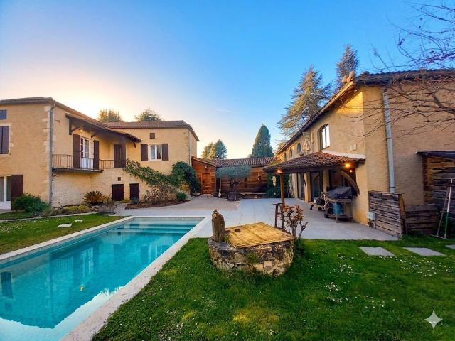 Maison 13 pièces 553 m²