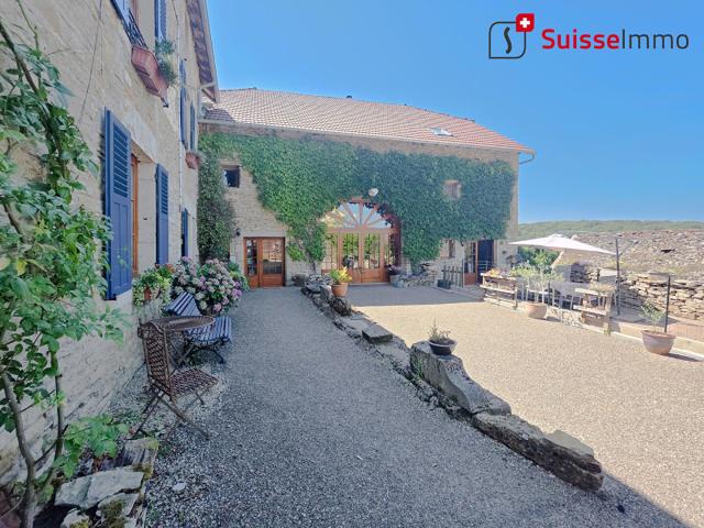 Maison 13 pièces 566 m²
