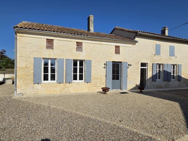 Maison 13 pièces 500 m²